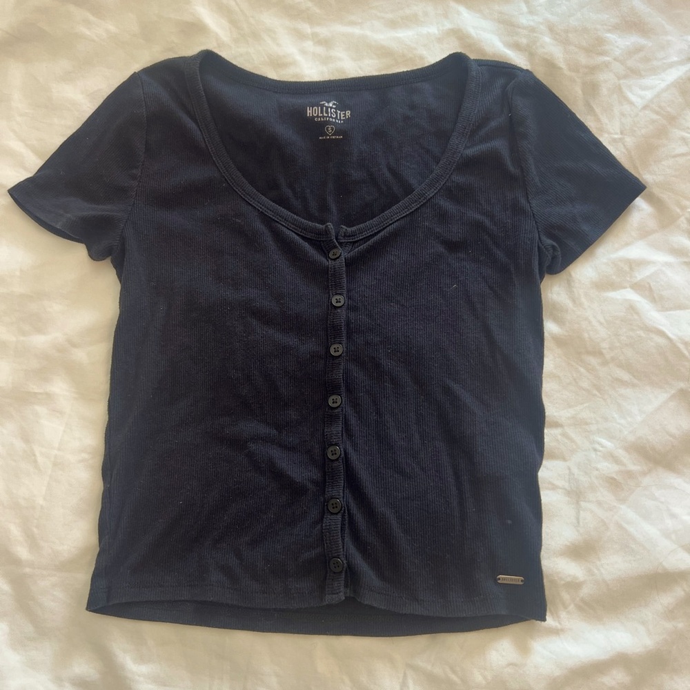 Black Hollister button up baby tee